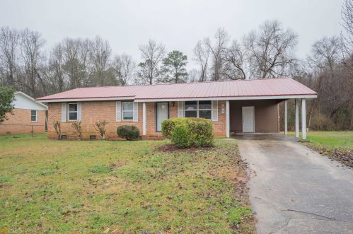 948 Meadow Ridge Dr, Madison, GA 30650-1957