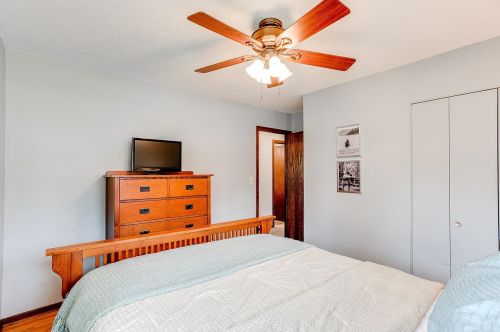 165 Hawes Ave, Saint Paul MN  55126-6205 exterior