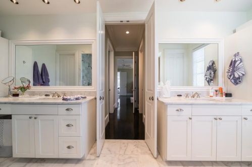 3066 Arden Rd, Atlanta GA  30305-1914 exterior