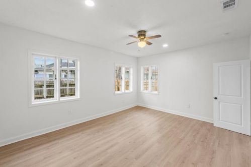 2225 Fairmount Ave, Fort Worth TX  76110-1326 exterior