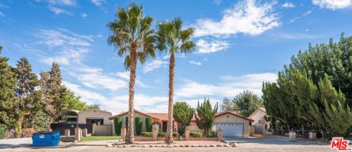 5617 Avenue, Lancaster, CA