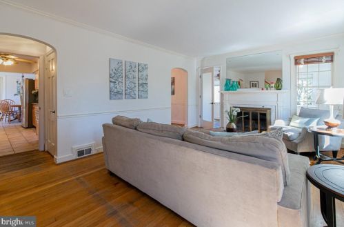 1028 Mcceney Ave, Silver Spring MD 20901-1456 exterior