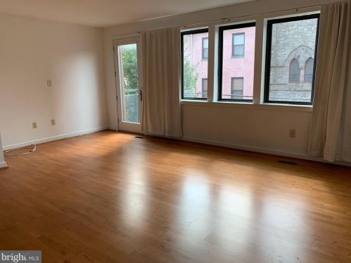 629 10th St, Philadelphia PA  19147-1917 exterior