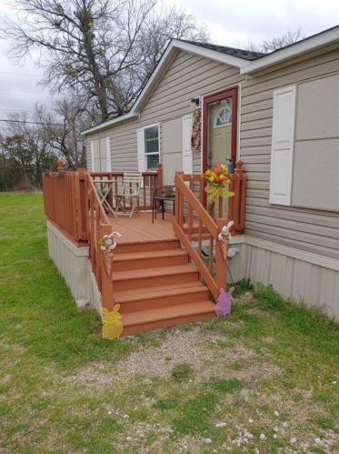 3509 Tomahawk Dr, Granbury, TX 76048-5995