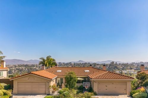 554 Forrest Blf, Encinitas, CA 92024-5829