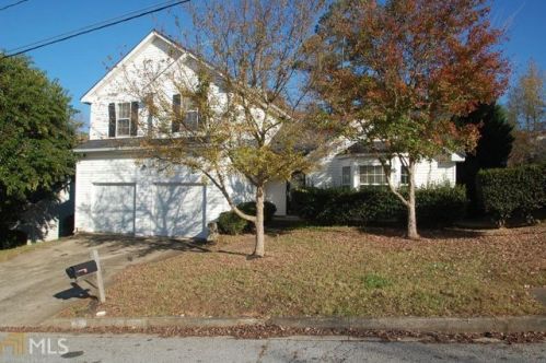 806 Edenberry Ln, Lithonia, GA 30058-2938