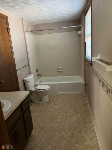 2705 Turner Valley Cir, Conyers GA  30094-5544 exterior