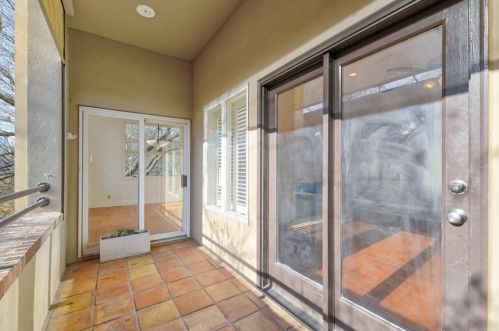 1201 Castle Hill St, Austin TX  78703-4175 exterior