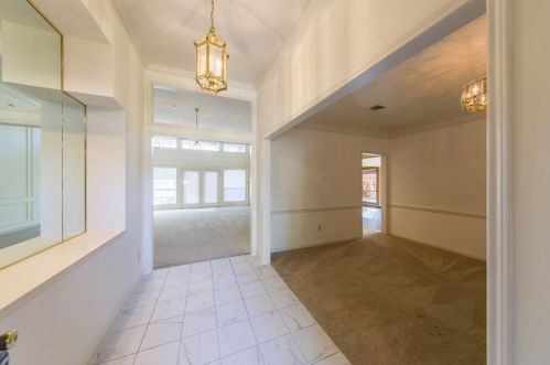 2119 Antibes Dr, Carrollton TX  75006-4327 exterior