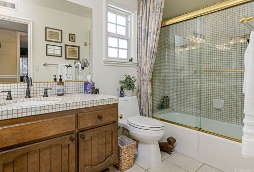 231 Summertree Rd, Anaheim CA  exterior