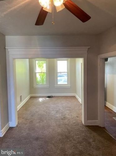129 Cottage Pl, York PA  17401-3105 exterior
