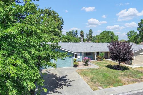 114 Monterey Dr, Vacaville, CA 95687-3421