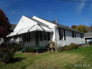 1109 38th St, Parkersburg, WV 26104-1144