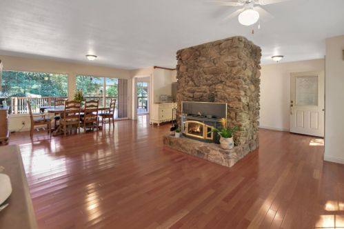220 Lake Dr, Big Basin, CA 95006-9282
