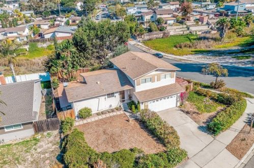 4090 Mira Costa St, Oceanside, CA 92056-4610