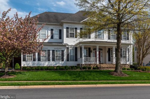 13753 Piedmont Vista Dr, Haymarket, VA 20169-3217