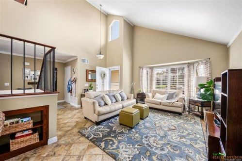 1684 Mustang Way, Oceanside, CA 92057-5611