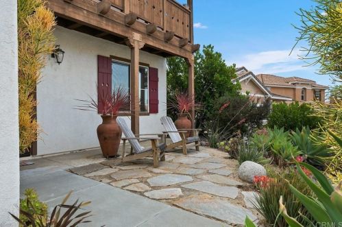 1355 Corte Bagalso, San Marcos, CA 92069-7392