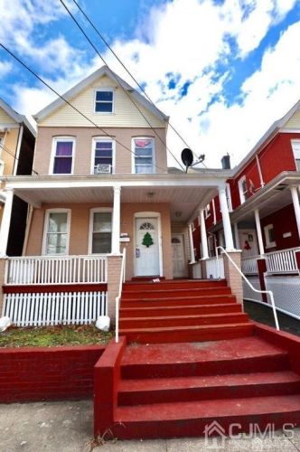104 Catalpa Ave, Perth Amboy, NJ 08861-4619