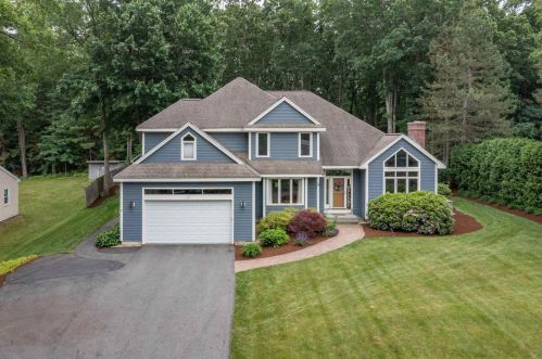 15 Fairhaven Rd, Nashua, NH 03060-5305