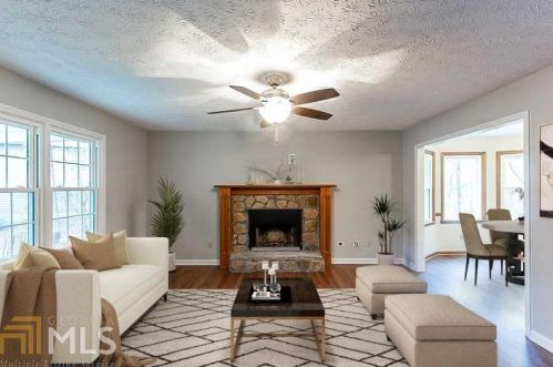 4200 Hickory Point Dr, Holly Springs, GA 30115-8399