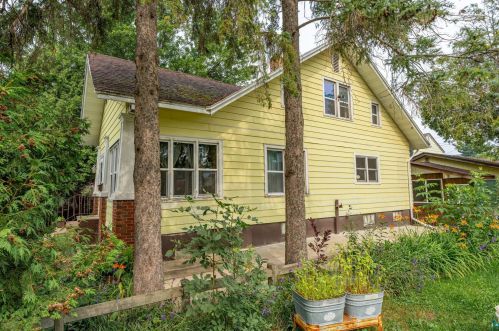 35 White St, Ely, MN 55731-1247