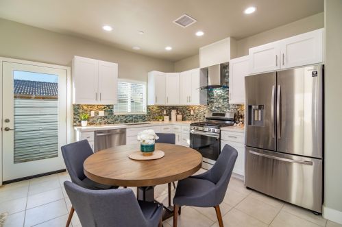 13701 El Cajon Dr, Desert Hot Springs, CA 92240-5824
