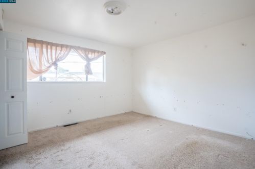 2805 Grant St, Concord CA  94520-4653 exterior