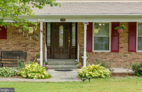 6111 Virgo Ct, Springfield, VA 22015-3249