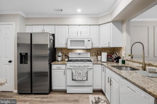 6406 Coventry Way, Mount Laurel NJ  08054-6703 exterior