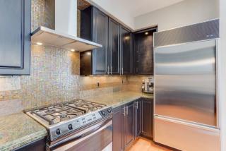 327 Steele St, Denver CO  80206-4414 exterior