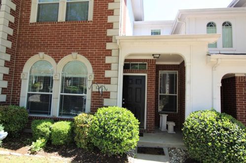 128 Henrietta St, Lewisville TX  75057-4026 exterior