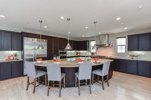 73 Gainsboro, Irvine CA  92620-2187 exterior