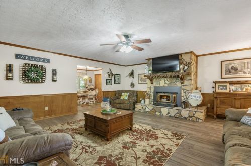 4153 Highway 155, Stockbridge GA  30281-4011 exterior