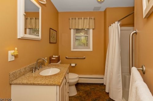 1097 Sussex Tpke, Dover NJ  07869-4206 exterior