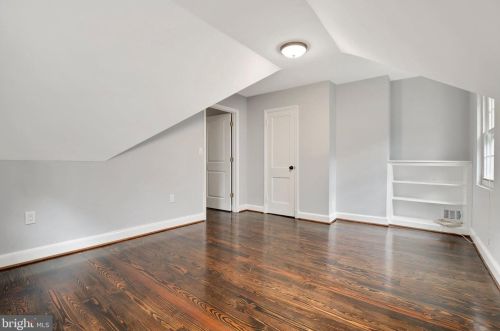 8407 Hartford Ave, Silver Spring MD  20910-5311 exterior