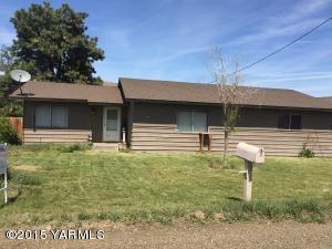 771 Parish Rd, Selah, WA 98942-9267