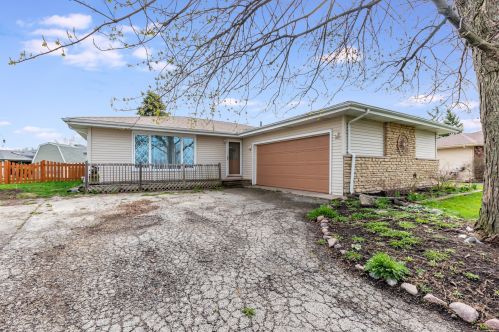 329 Eastgate Ct, Mokena, IL 60451-2208