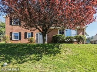 902 Breezewick Rd, Baltimore, MD 21286-3304
