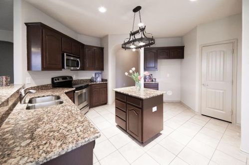 3312 Stonecrop Trl, Argyle TX  76226-2494 exterior