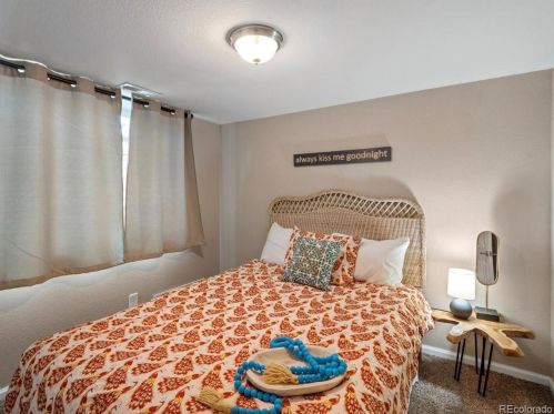 3001 Clarkson St, Englewood CO  80113-1707 exterior