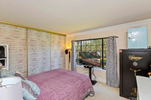 1678 Southport Dr, Riverside CA  92506-5449 exterior