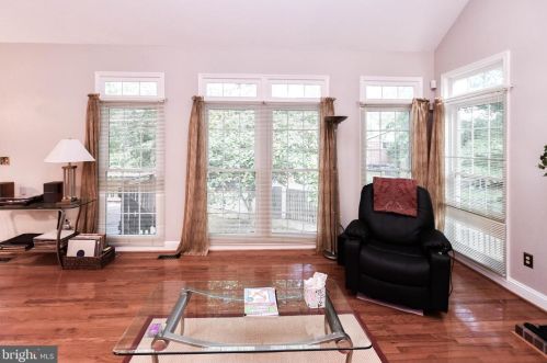 1909 Westchester Dr, Silver Spring MD 20902-3563 exterior