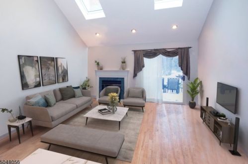 72 Sullivan Dr, Town Center, NJ 07052-2263