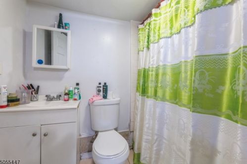 102 16th St, Paterson NJ 07524-2009 exterior