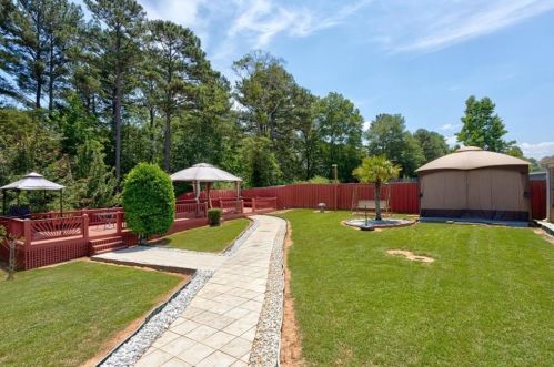 1832 Millstone Mnr, Conyers GA  30013-1357 exterior