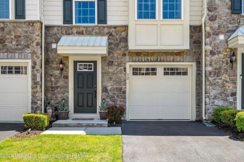 92 Phillip E Frank Way, Cliffwood, NJ 07721-1223