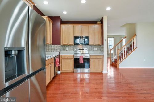 399 Lord Fairfax St, Charles Town WV  25414-2609 exterior