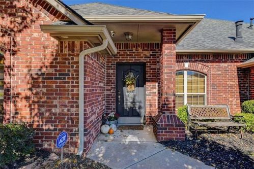 1808 Barrington Dr, Norman, OK 73071-7360
