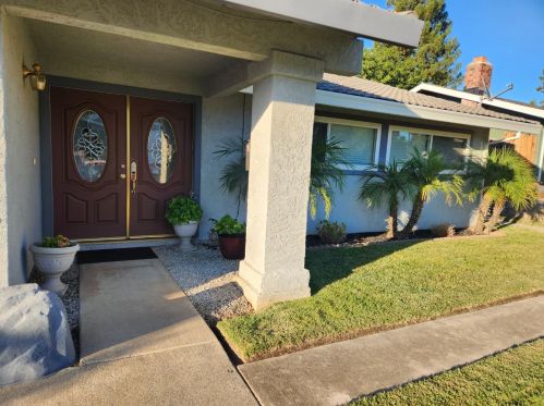 8445 Cortadera Dr, Citrus Heights, CA 95662-3038